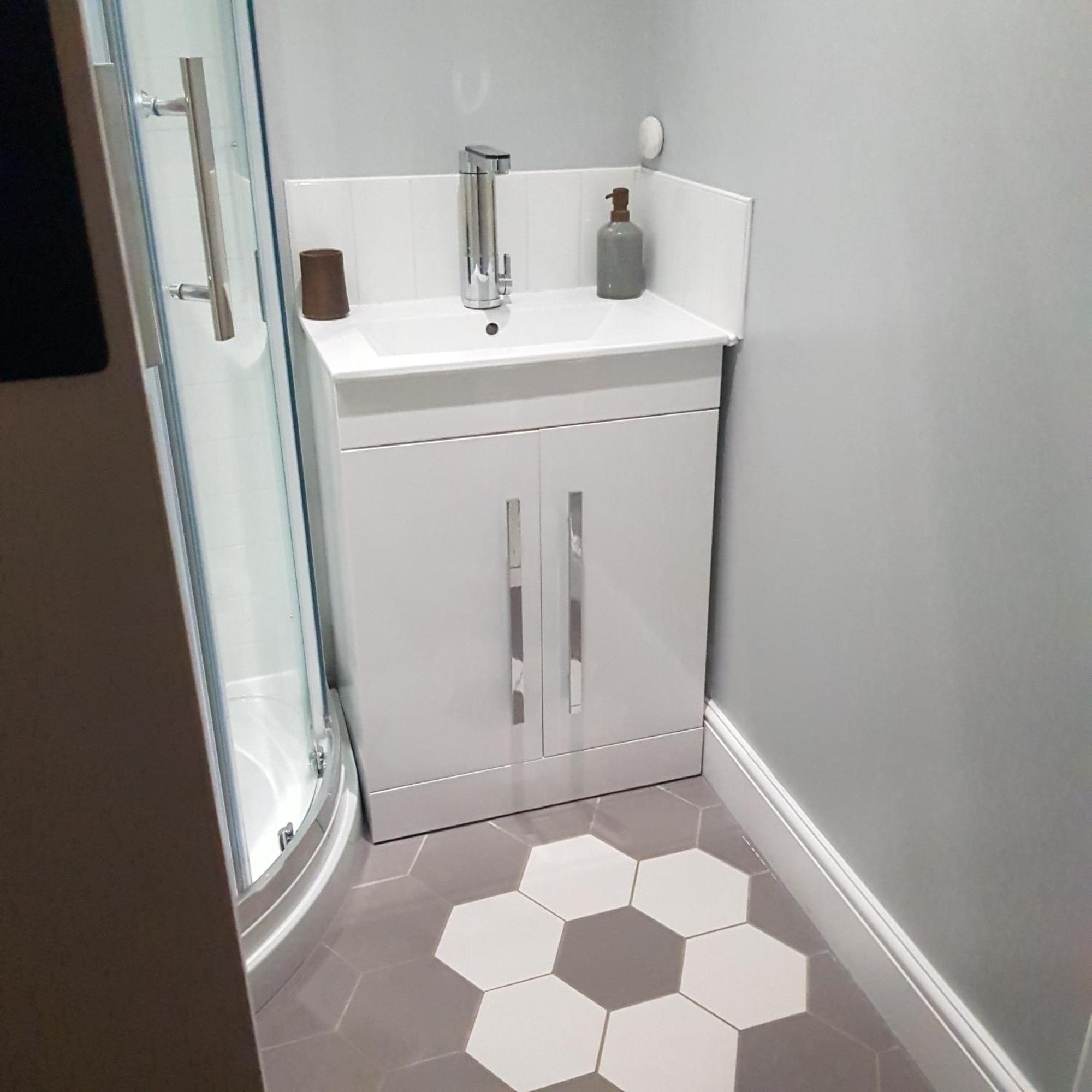 Modern 1-Bed Apartment, Plus Parking, Near Oxford And The Jr エクステリア 写真