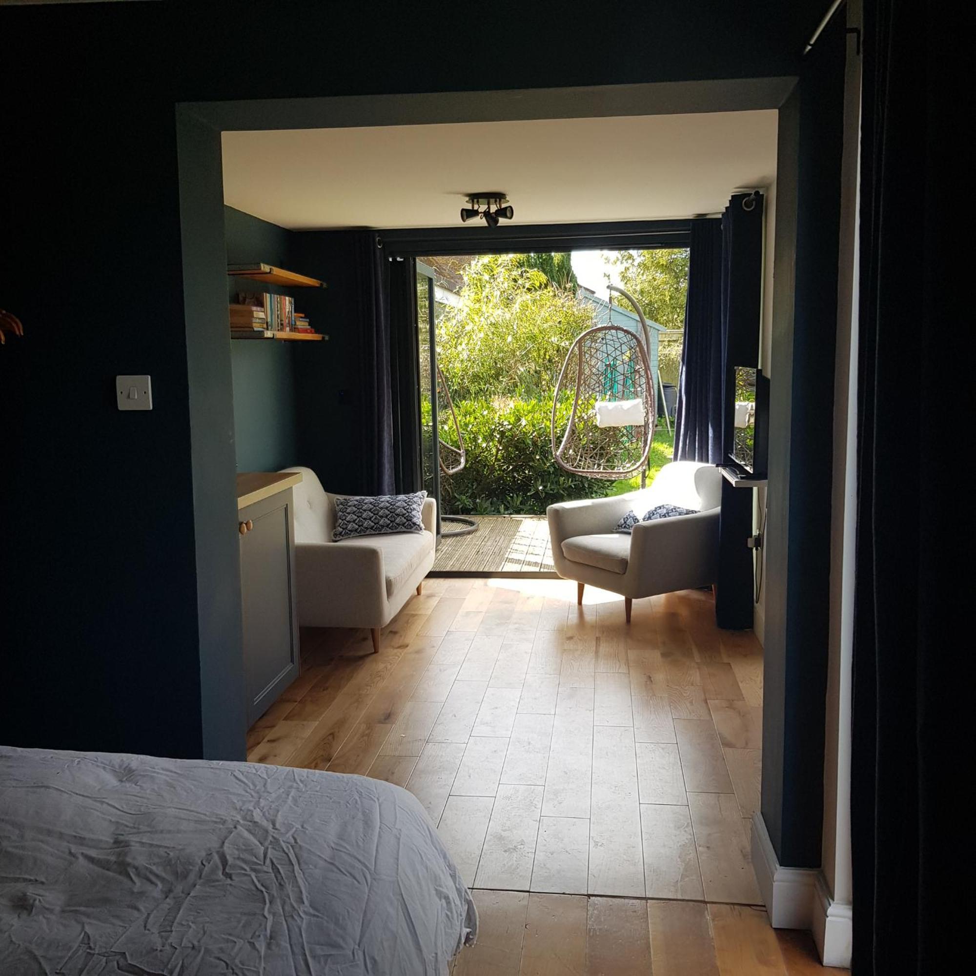 Modern 1-Bed Apartment, Plus Parking, Near Oxford And The Jr エクステリア 写真